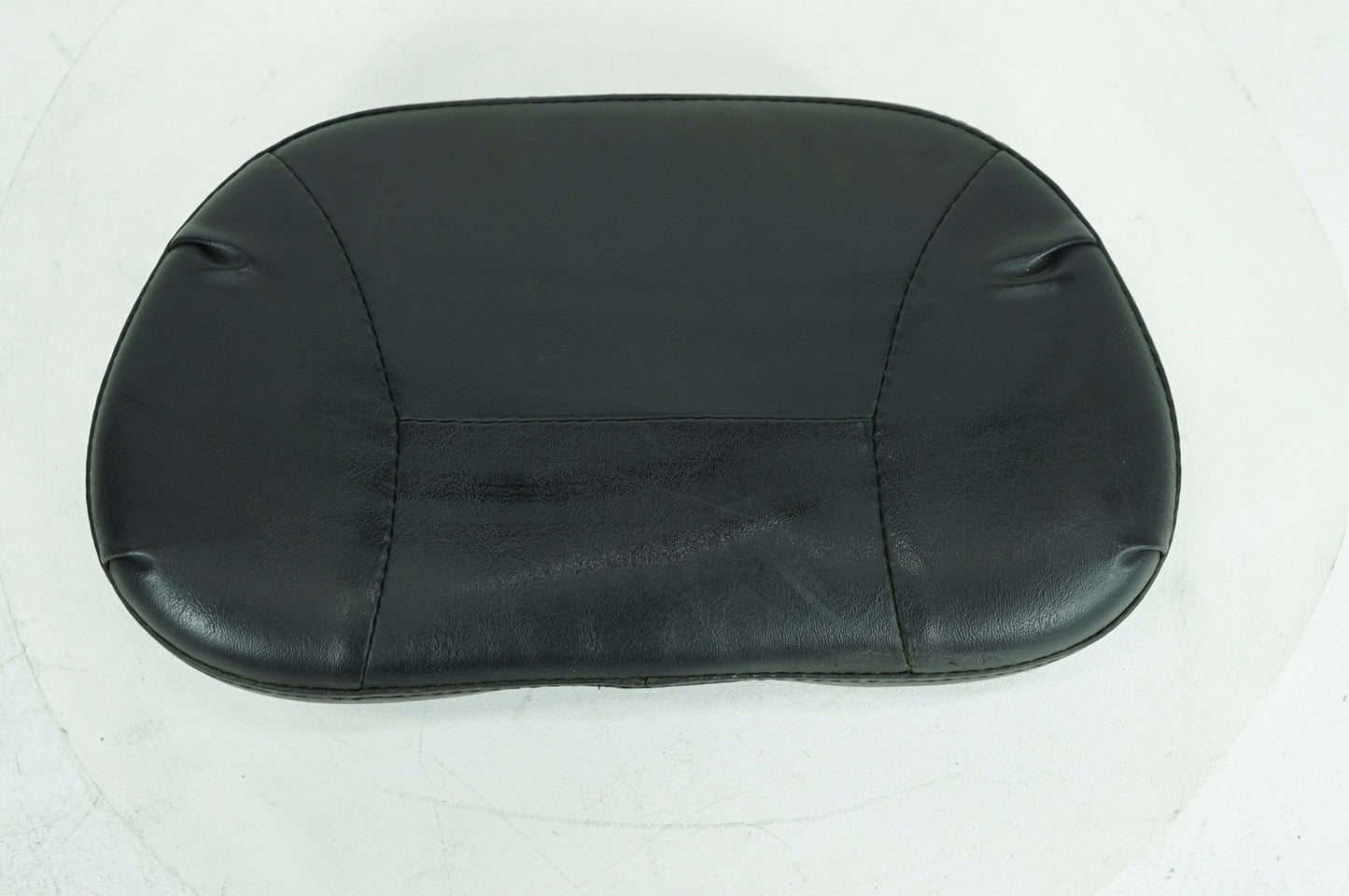 2008 - 2016 Harley-Davidson Touring Electra Glide Ultra Rear Passenger Backrest Cushion Pad 51727-05A