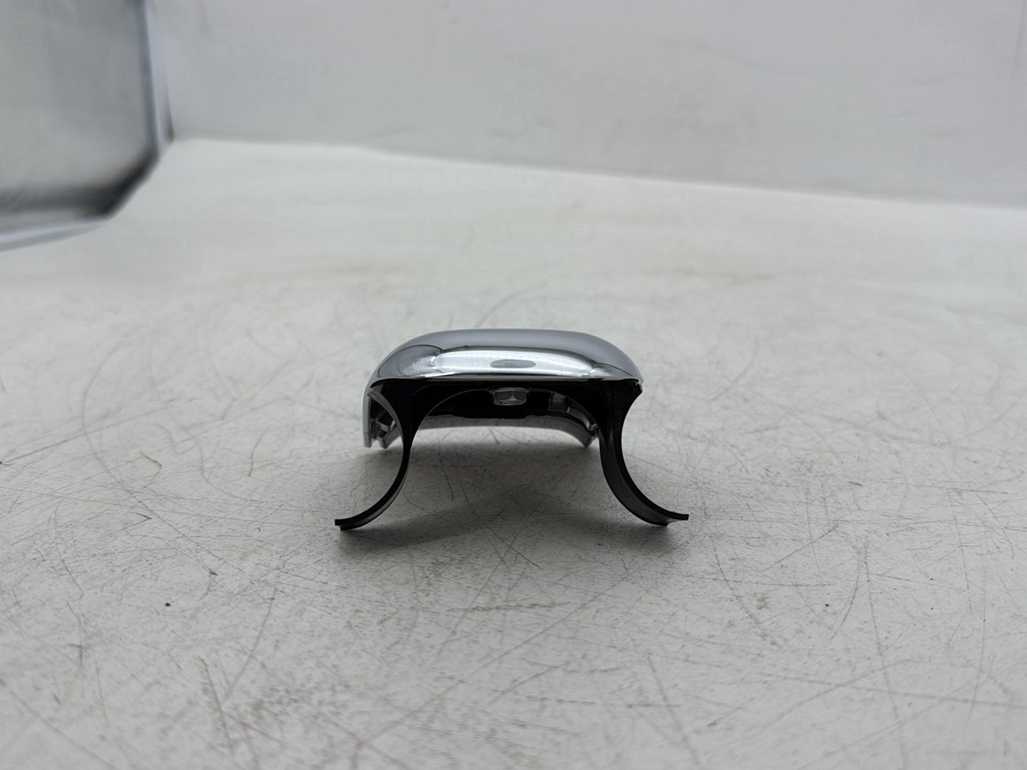 2008 Harley Dyna FXDL Low Rider Anniversary OEM Front Handlebar Riser Top Clamp Chrome