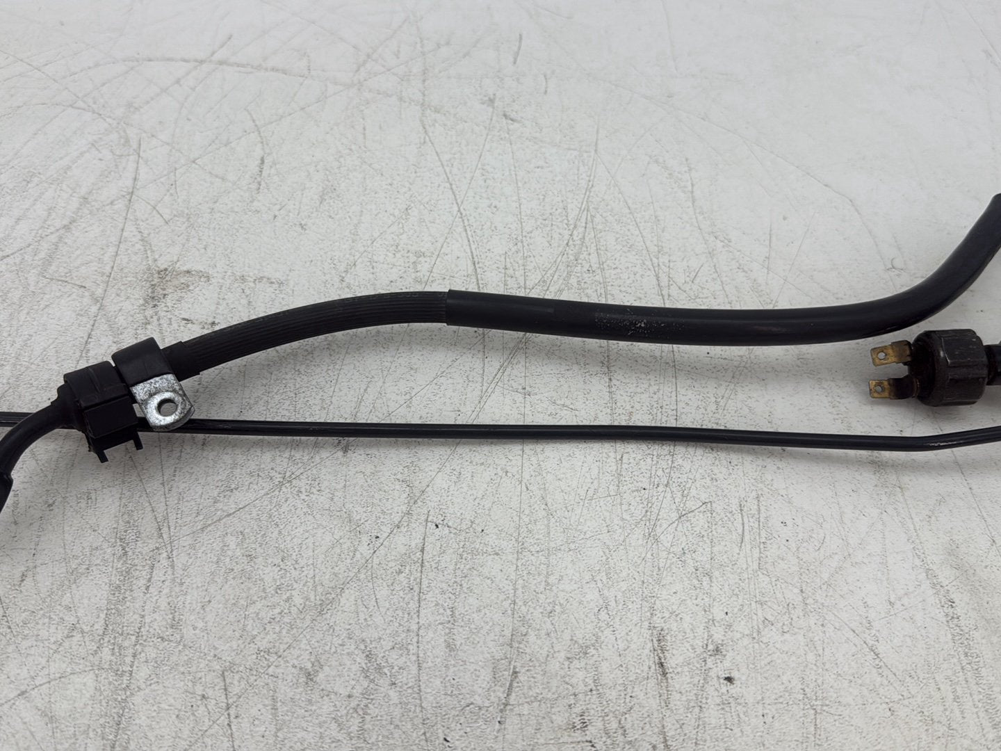 2004 Harley Road King Touring Custom FLHRSI OEM Rear Brake Hose Line Pipe