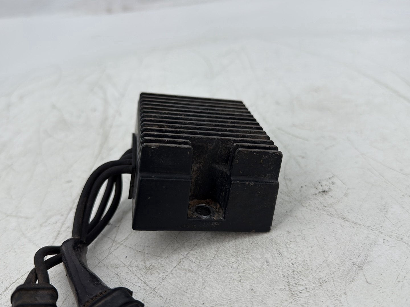 2008 Harley Sportster XL883L 883 Low OEM Voltage Regulator Rectifier 74546-07A