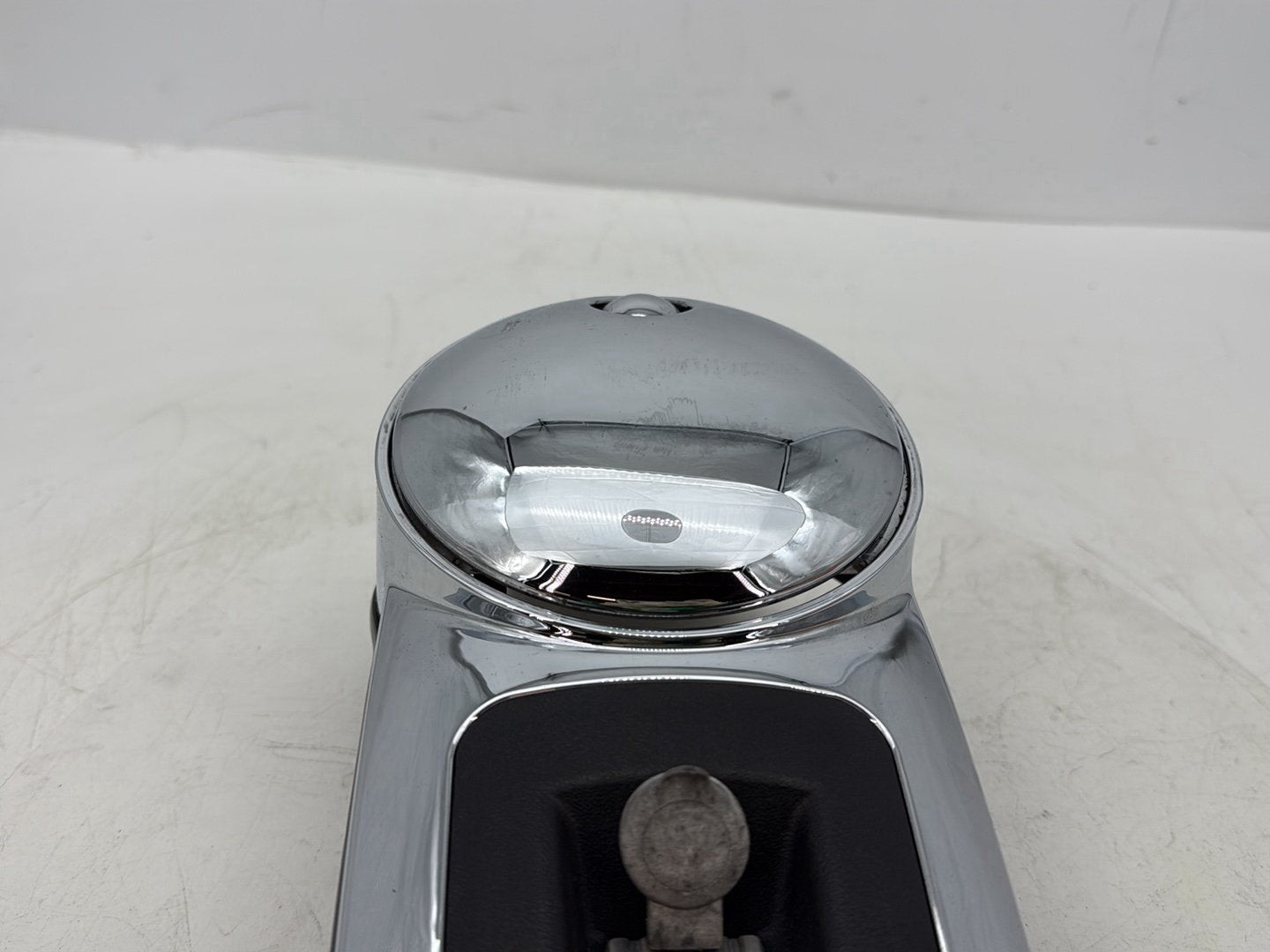 2008 Harley Electra Glide Touring Ultra FLHTCUI OEM Fuel Gas Tank Dash Console NOKey