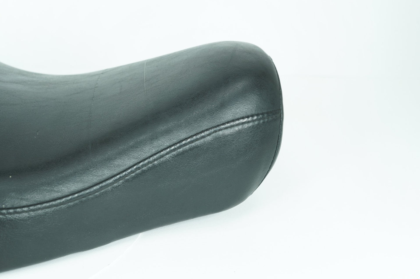 2004 - 2013 Harley-Davidson Sportster Base 883 Passenger Rider Driver Seat Saddle  	51530-04
