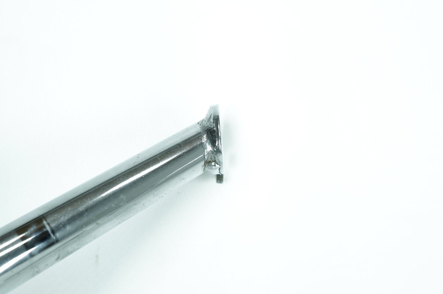 1999 - 2006 Harley-Davidson Softail Deluxe Front Engine Crash Highway Bar Guard 49184-09