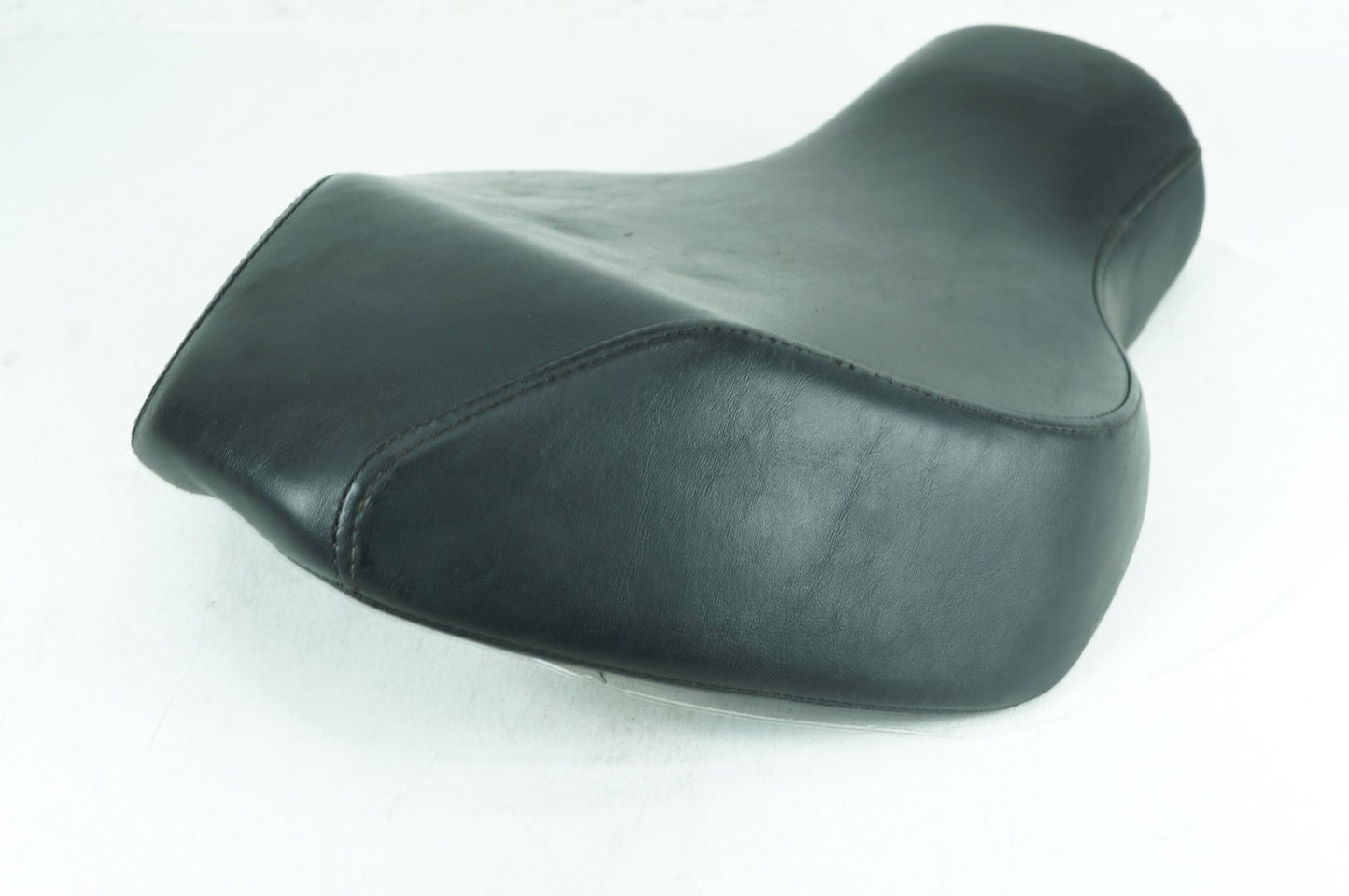 2004 - 2013 Harley-Davidson Sportster 1200 Low Rider Driver Solo Seat Pillion  	51532-07