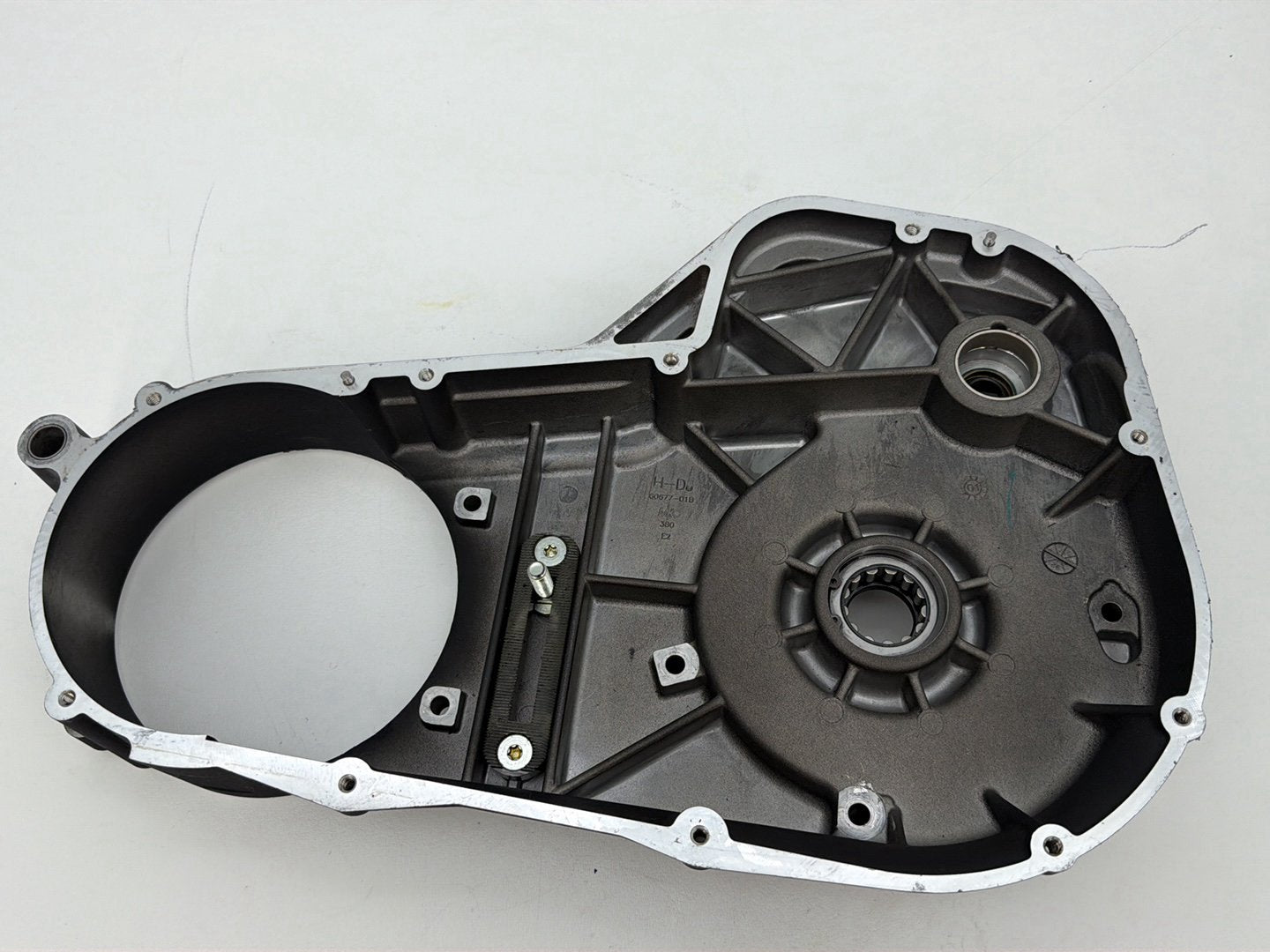 1999 - 2006 Harley-Davidson Touring Road King Inner Primary Clutch Cover 60677-01B