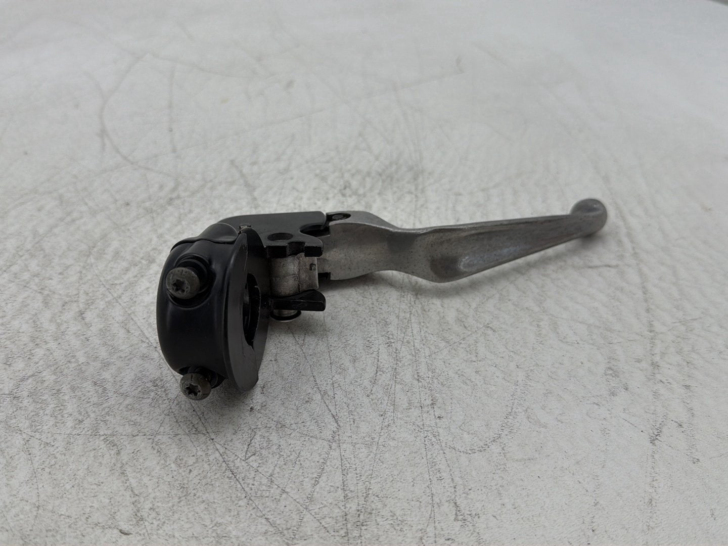 2011 Harley Heritage Softail Classic FLSTC OEM Front Left Hand Clutch Control Lever