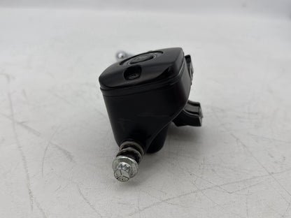 2000 Harley Touring FLHTCI Electra Glide Classic OEM Front Right Brake Lever Master Cylinder