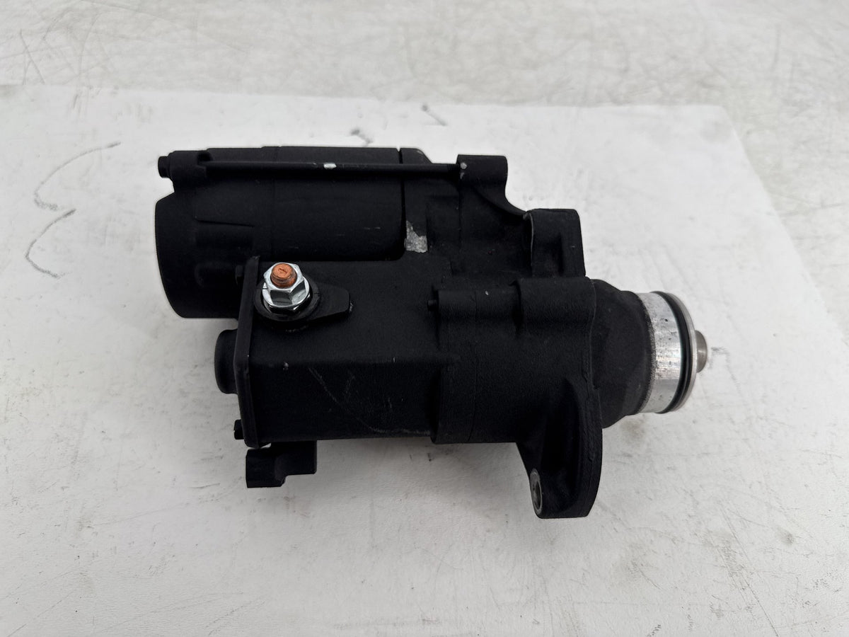2013 Harley Street Glide Touring FLHX OEM Engine Starter Motor 31618-06A 12V