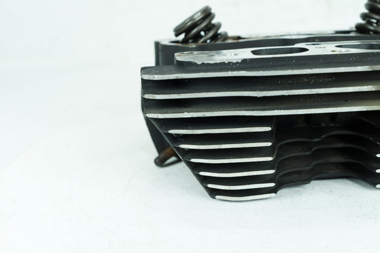 1999 - 2006 Harley-Davidson Touring Road King Rear Twin Cam Engine Cylinder Head 16725-99