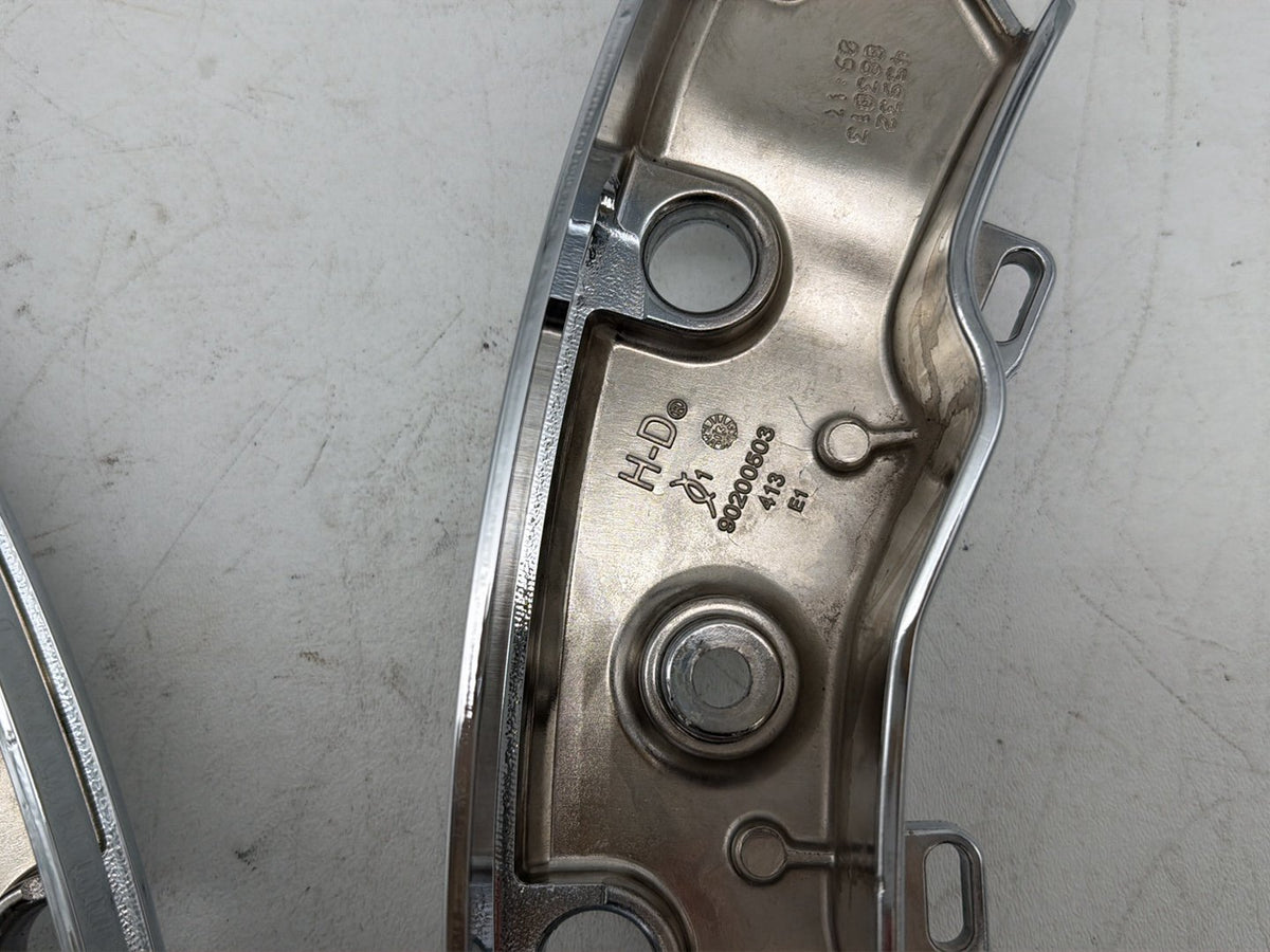 2014 Harley Street Glide Touring FLHXS OEM Left Right Saddlebag Fender Struts Brackets