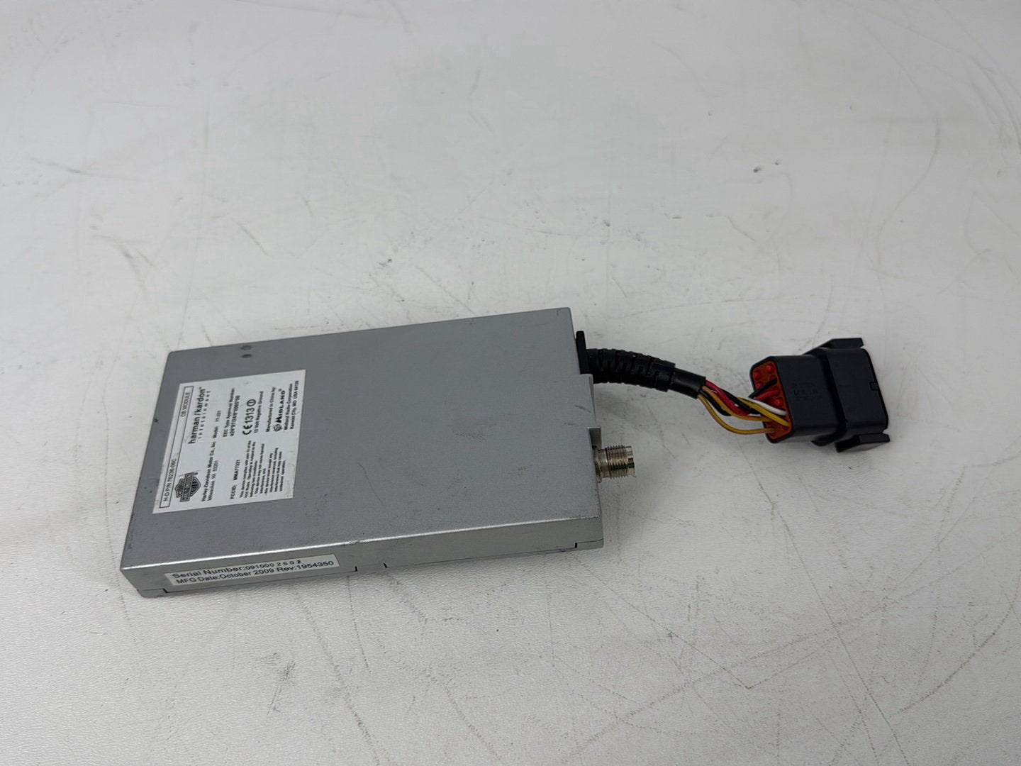 2007 - 2016 Harley-Davidson Touring Electra Glide Ultra XM Harman Kardon Radio Module 76235-06C