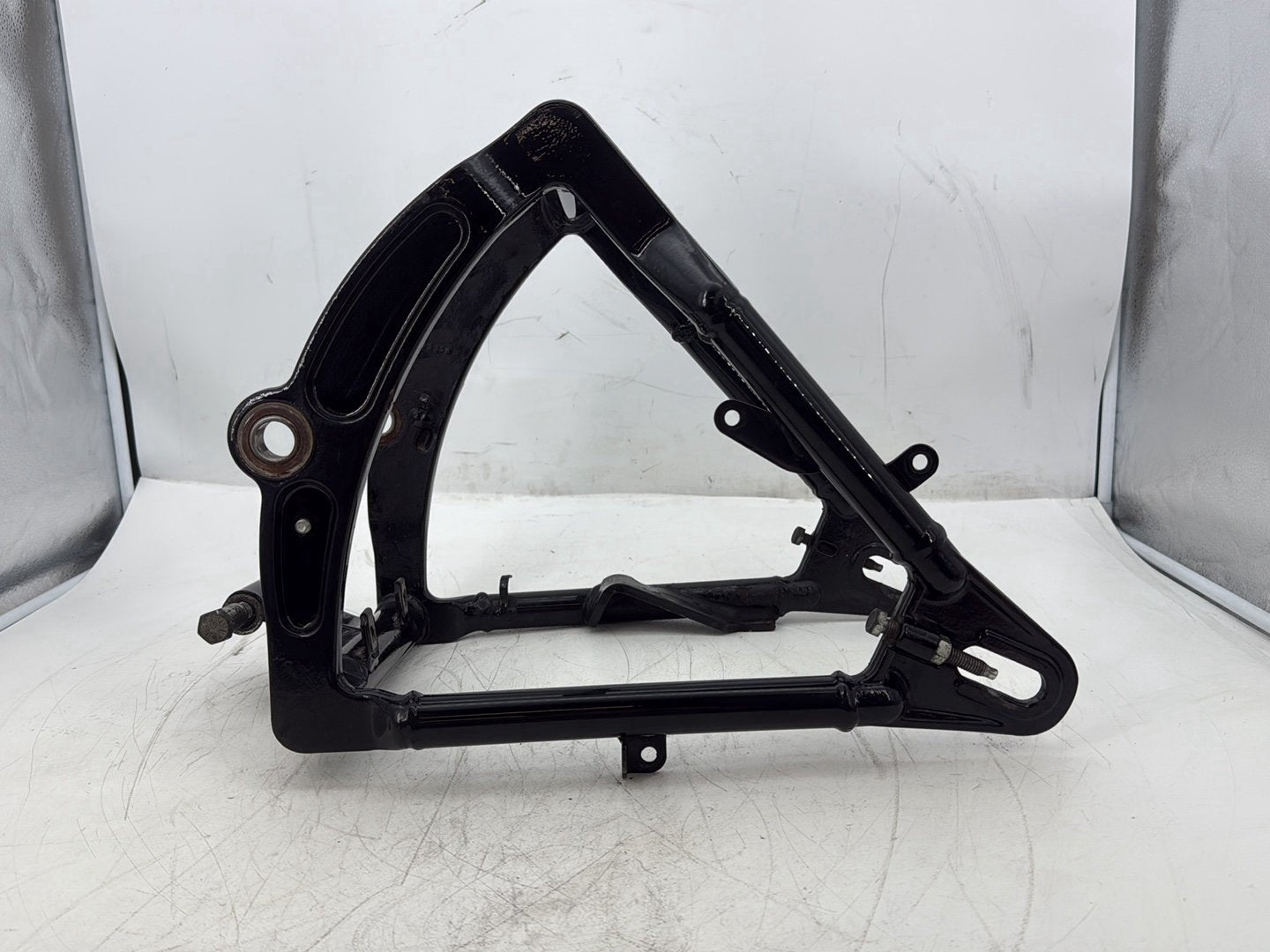2006 Harley Softail FLSTCI Heritage Classic OEM Rear Fork Swingarm Swing Arm