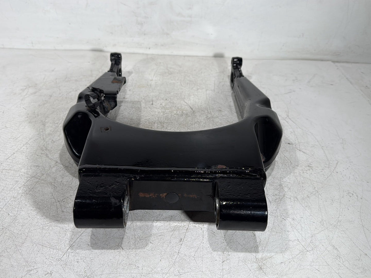 2010 Harley Electra Glide Touring Ultra OEM Rear Fork Swingarm Swing Arm