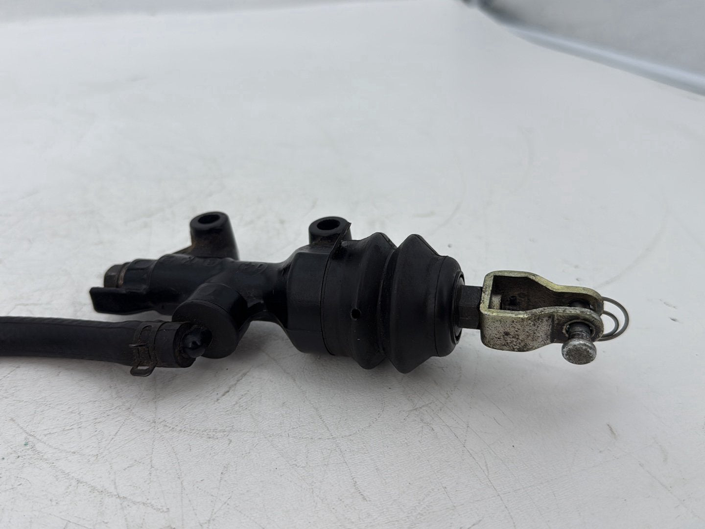 2006 Harley Sportster XL883C 883 Custom OEM Rear Brake Master Cylinder Bottle Brake Line
