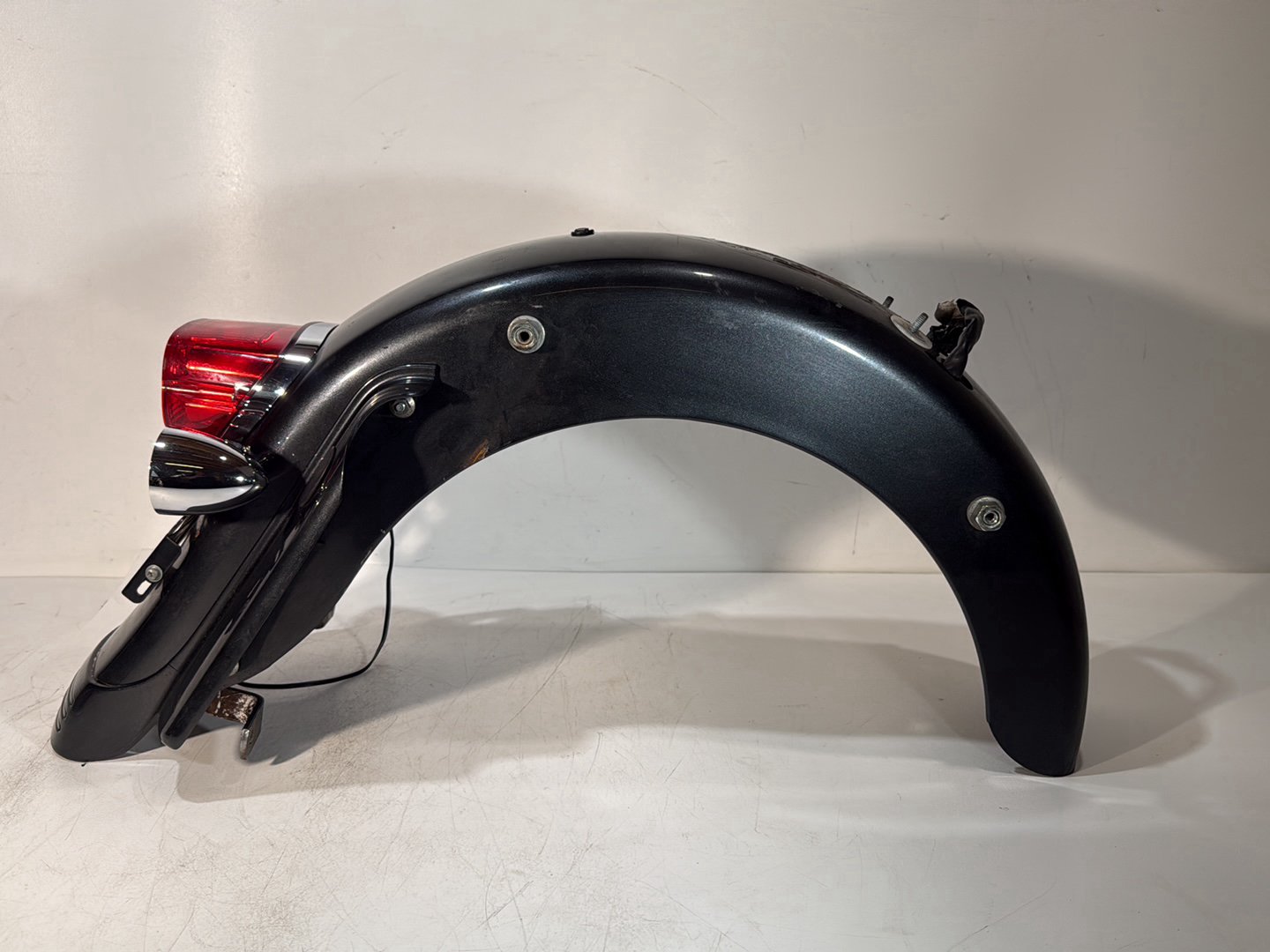 2007 - 2012 Harley-Davidson Touring Street Glide Rear Wheel Fender & Turn Signals Bar Taillight