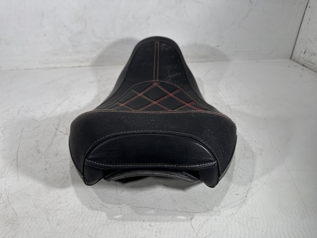 2011 Harley Street Glide Touring FLHX Rider Driver Solo Seat Pillion C.C. RIDER