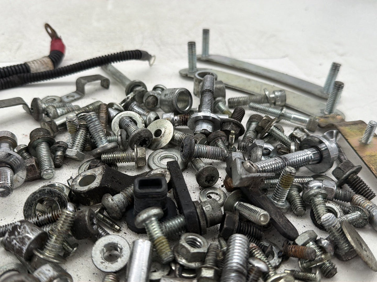 2003 Harley Softail Deuce FXSTD OEM Hardware Bolts Nuts & Brackets