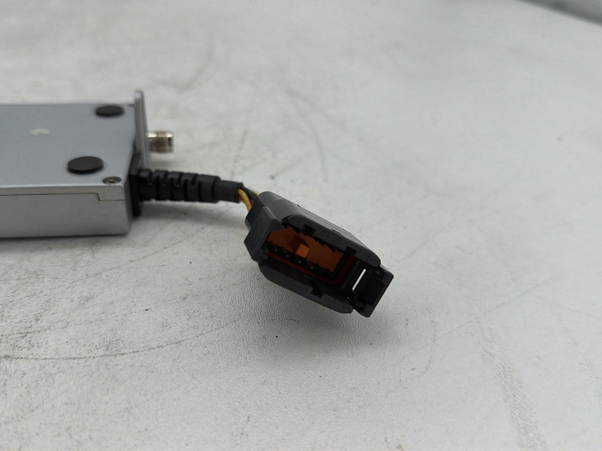 06 Harley Electra Glide Touring Ultra FLHTCUI OEM CB Harman Kardon Radio Module