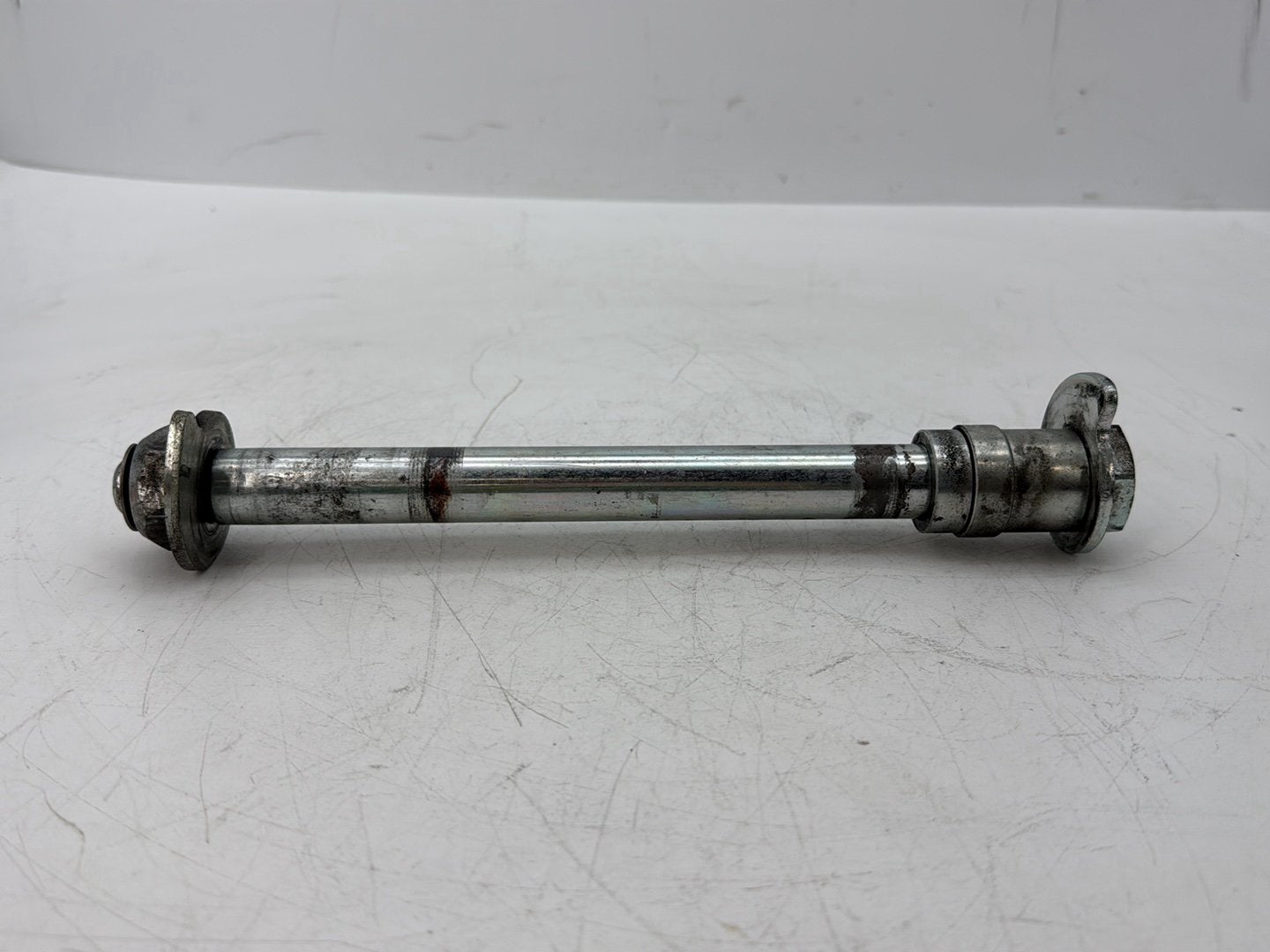 2005 Harley Touring FLHRCI Road King Classic OEM Rear Wheel Axle Bolt Shaft