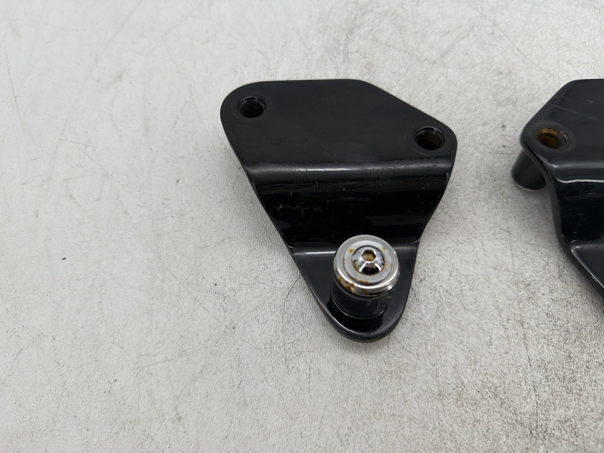 11 Harley Electra Glide Touring Left Right Mounting Bracket Holder Support Base