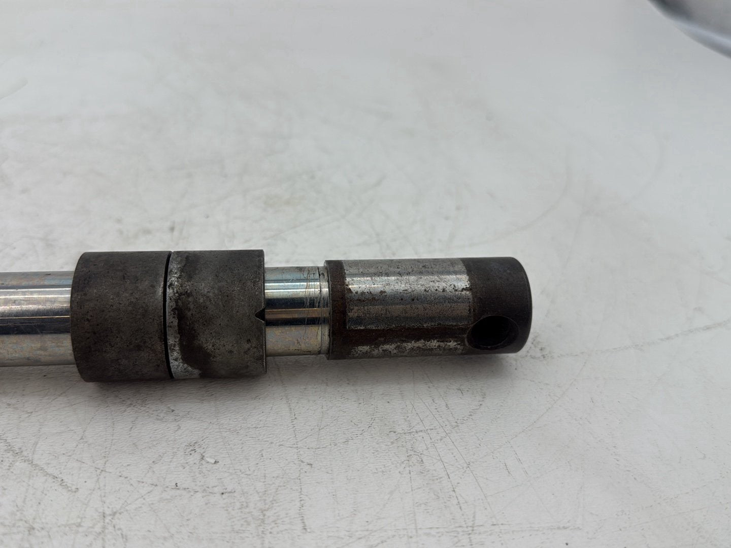 2007 Harley Touring FLHTCU Electra Glide Ultra OEM Front Wheel Axle Bolt Shaft