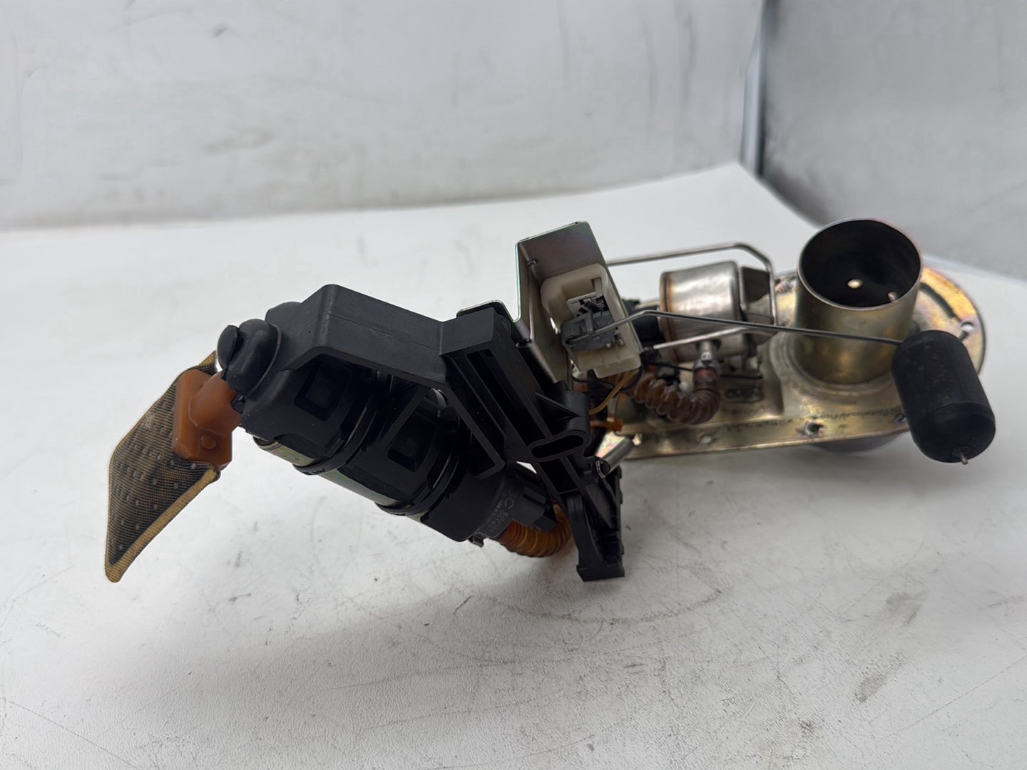 2007 Harley Touring FLHTP Electra Glide Police OEM Fuel Pump Gas Gasoline Petrol Sending