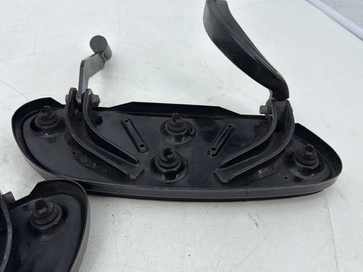 1999 - 2006 Harley-Davidson Touring Road King Police Left Right Driver Floorboard Foot Rest 47365-83C