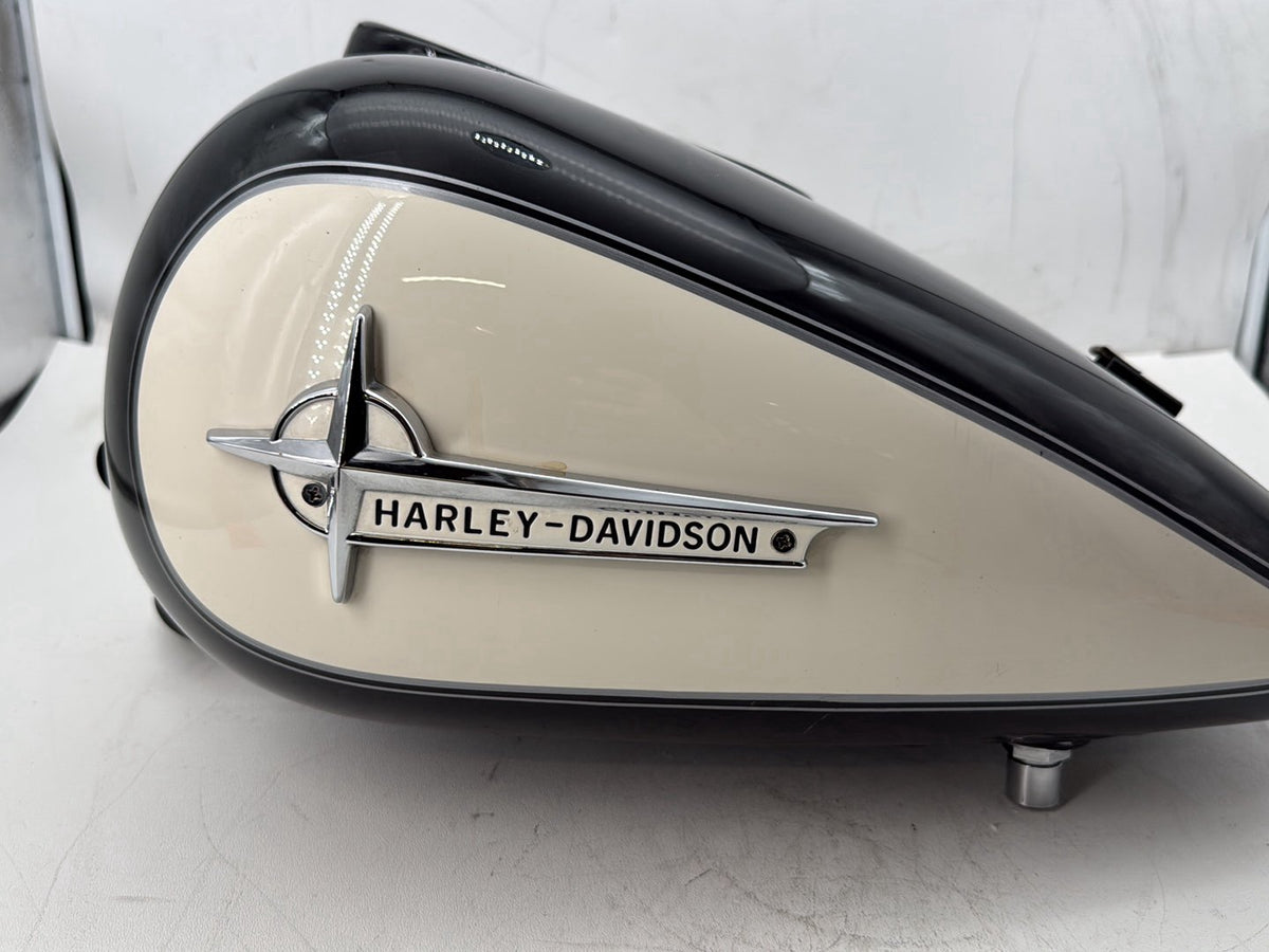 2007 Harley Touring FLHTP Electra Glide Police OEM Fuel Gas Tank Gasoline Reservoir