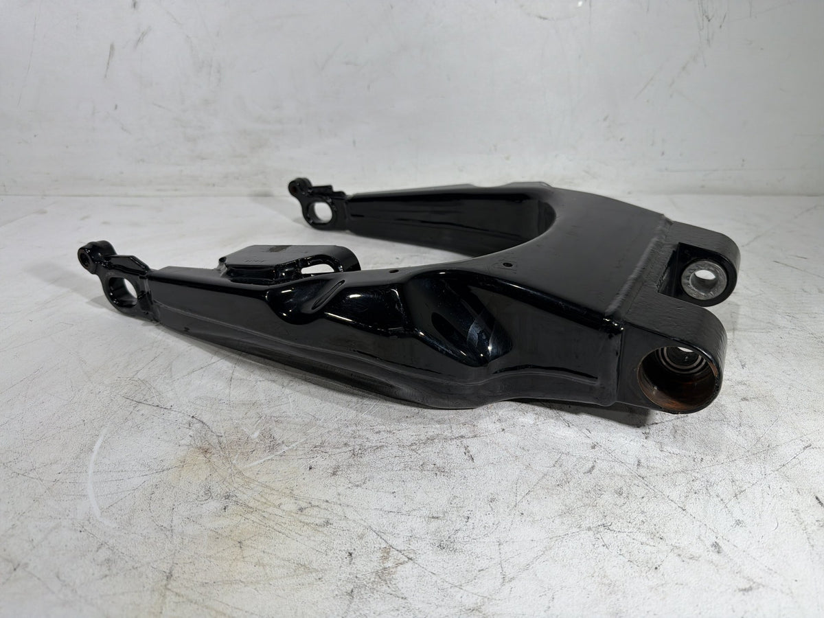 2009 Harley Street Glide Touring FLHX OEM Rear Fork Swingarm Swing Arm