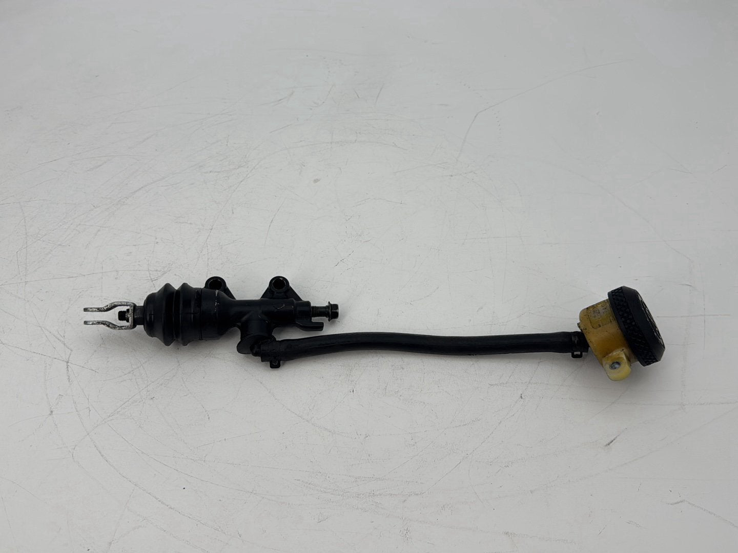 2009 Harley Sportster XL1200 Low Rear Brake Line Master Cylinder Reservoir Tank