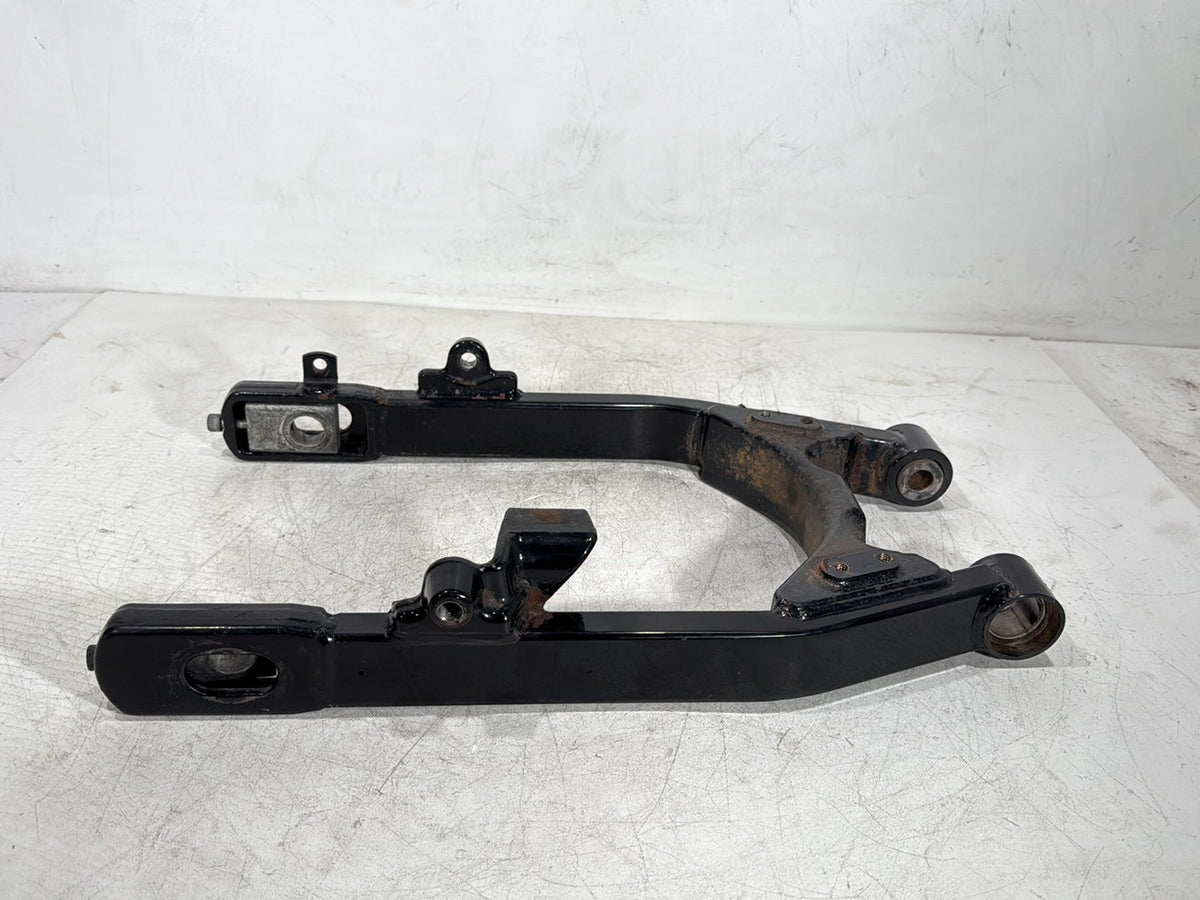 2007 Harley Dyna Street Bob FXDB OEM Rear Fork Swingarm Swing Arm