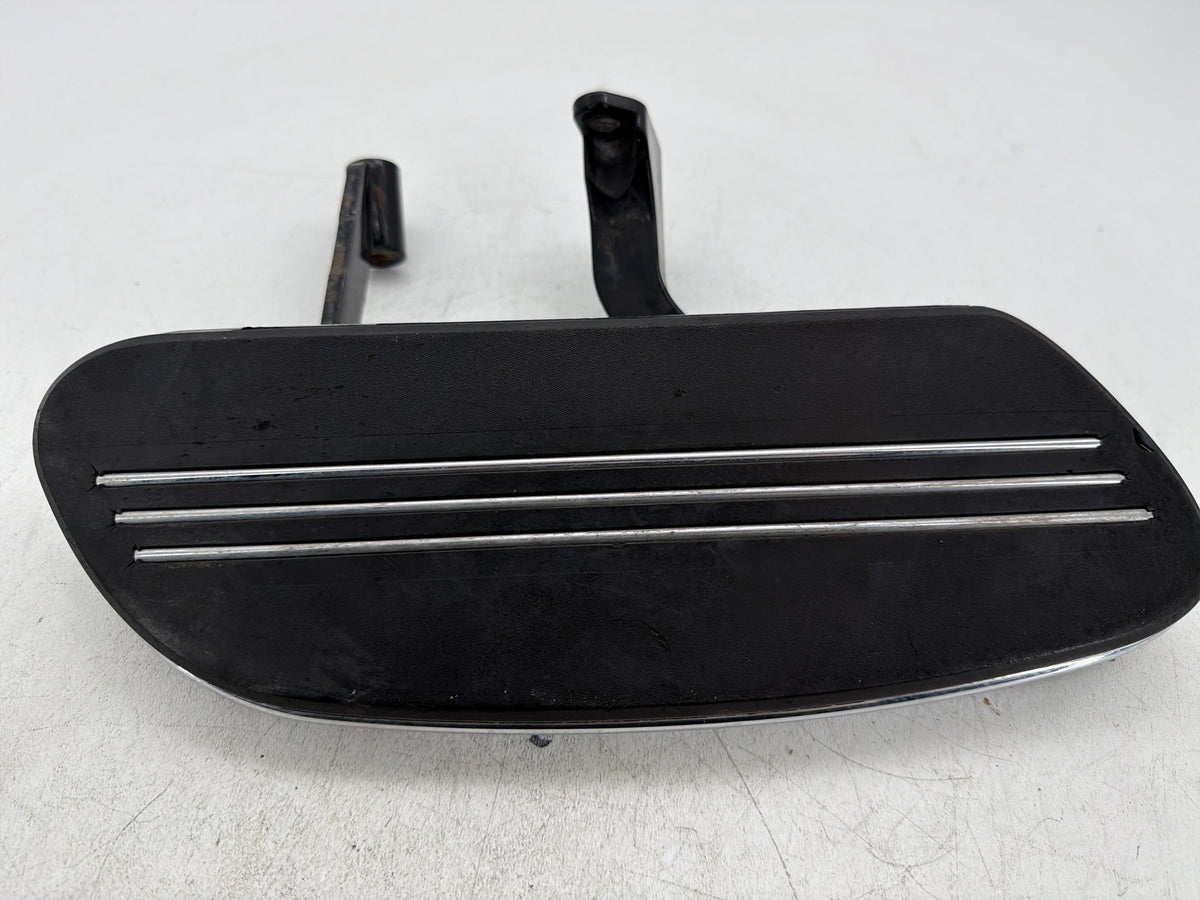 2011 Harley Street Glide Touring FLHX-103 OEM Left Driver 1 Floorboard Foot Rest