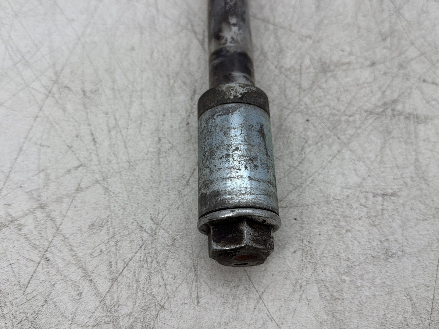 2007 Harley Dyna Street Bob FXDBI OEM Rear Wheel Axle Bolt Shaft