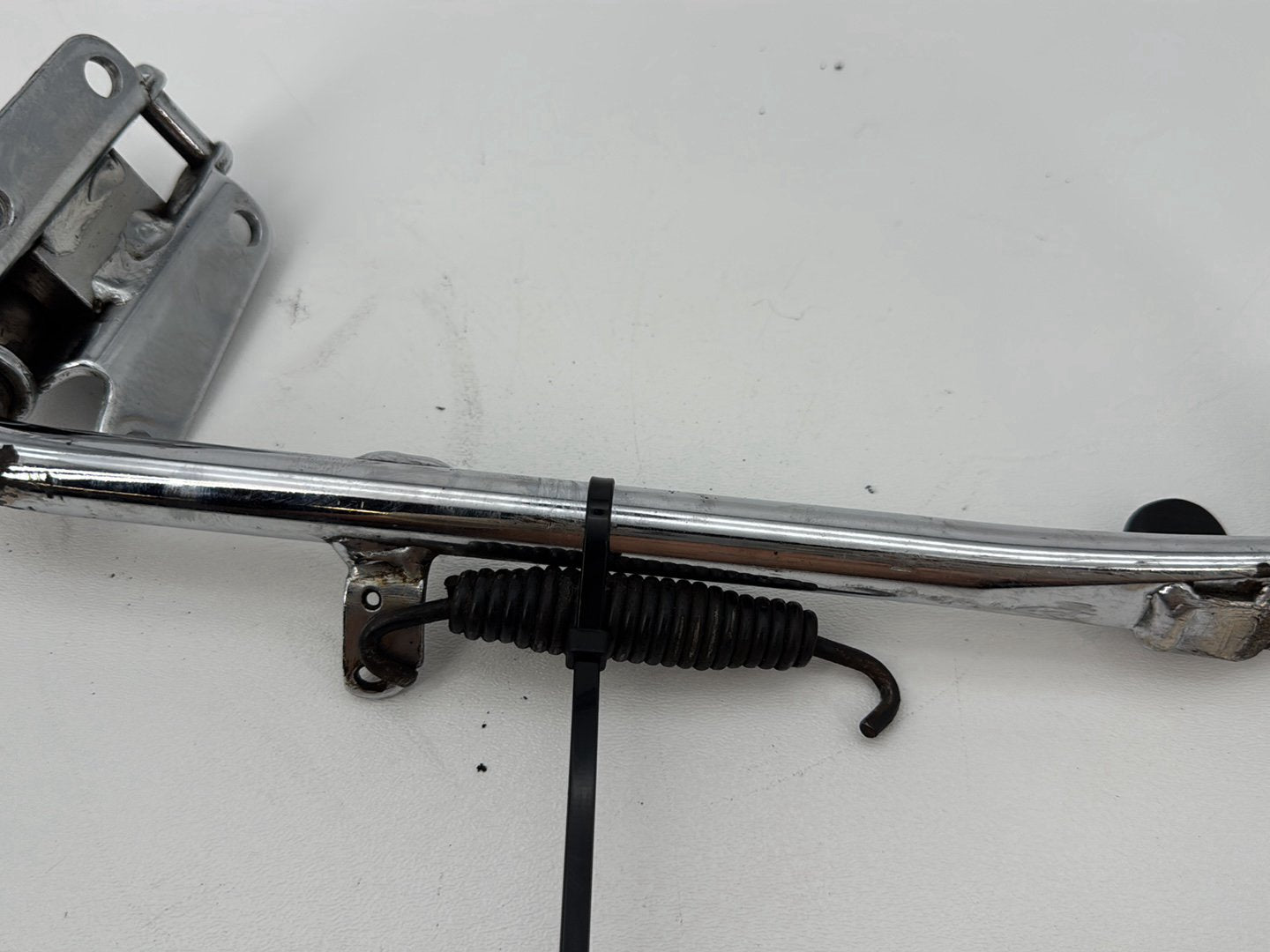 1999 - 2006 Harley-Davidson Touring Electra Glide Classic Left Side Jiffy Kick Stand & Spring 50075-83B