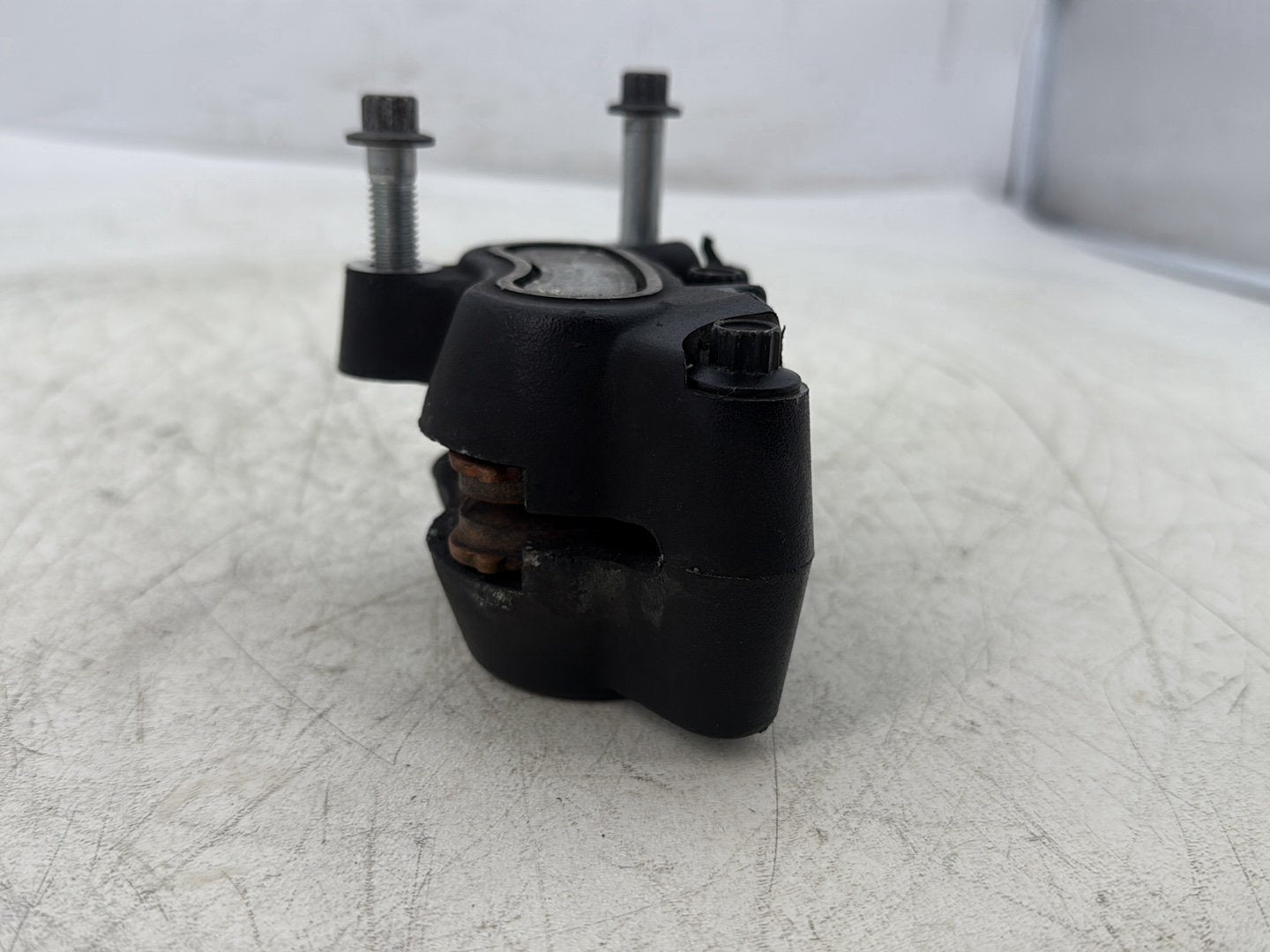 2012 Harley Dyna Super Glide Custom FXDCI OEM Front Left 1 Brake Caliper