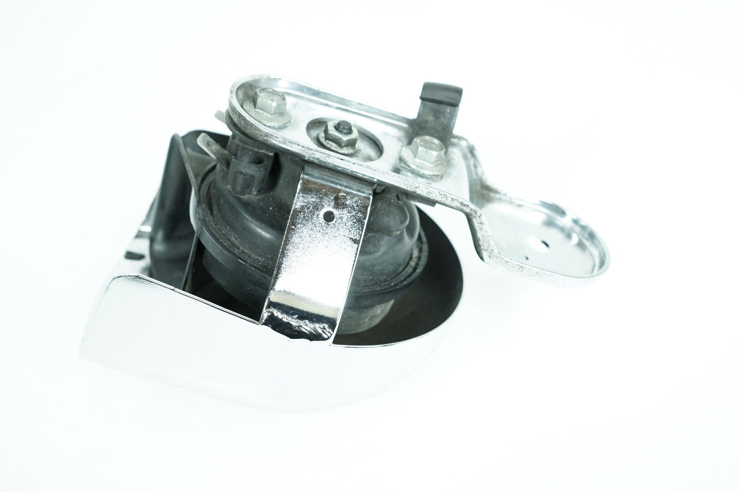 2007 - 2013 Harley-Davidson Softail Heritage Classic Horn Signal Klaxon Chrome Cover 69012-93A