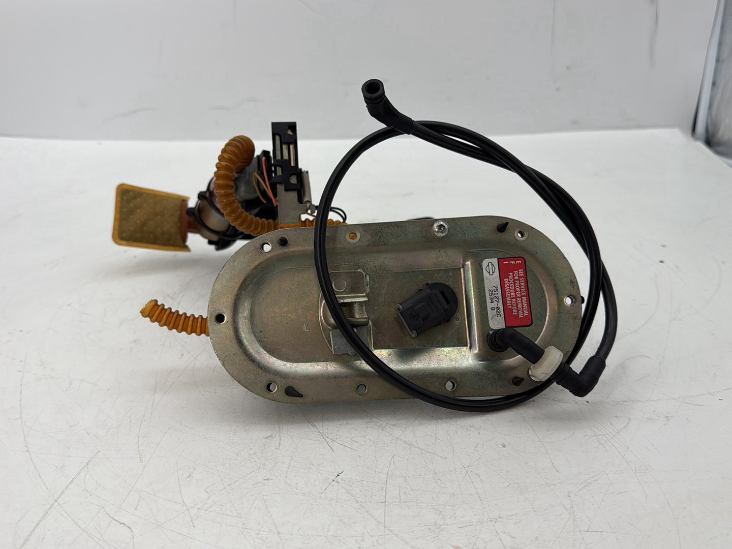 2005 Harley Touring FLHRCI Road King Classic OEM Gas Gasoline Fuel Petrol Pump Sending