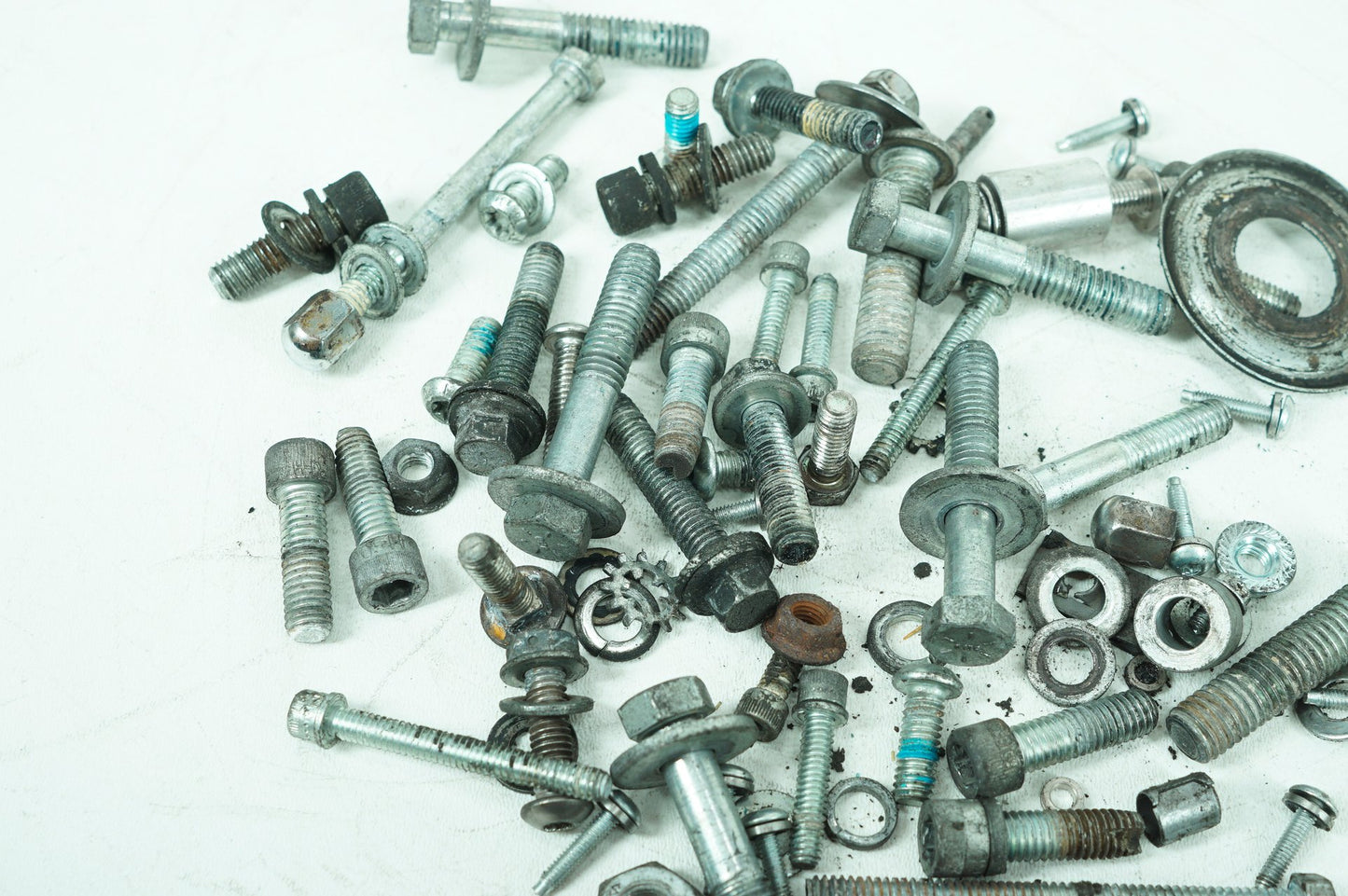 2007 - 2013 Harley-Davidson Dyna Street Bob Hardware Bolts Nuts & Brackets