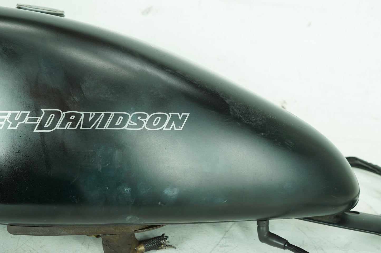 2009 - 2016 Harley-Davidson Sportster Iron Fuel Gas Tank Gasoline Reservoir 61405-07