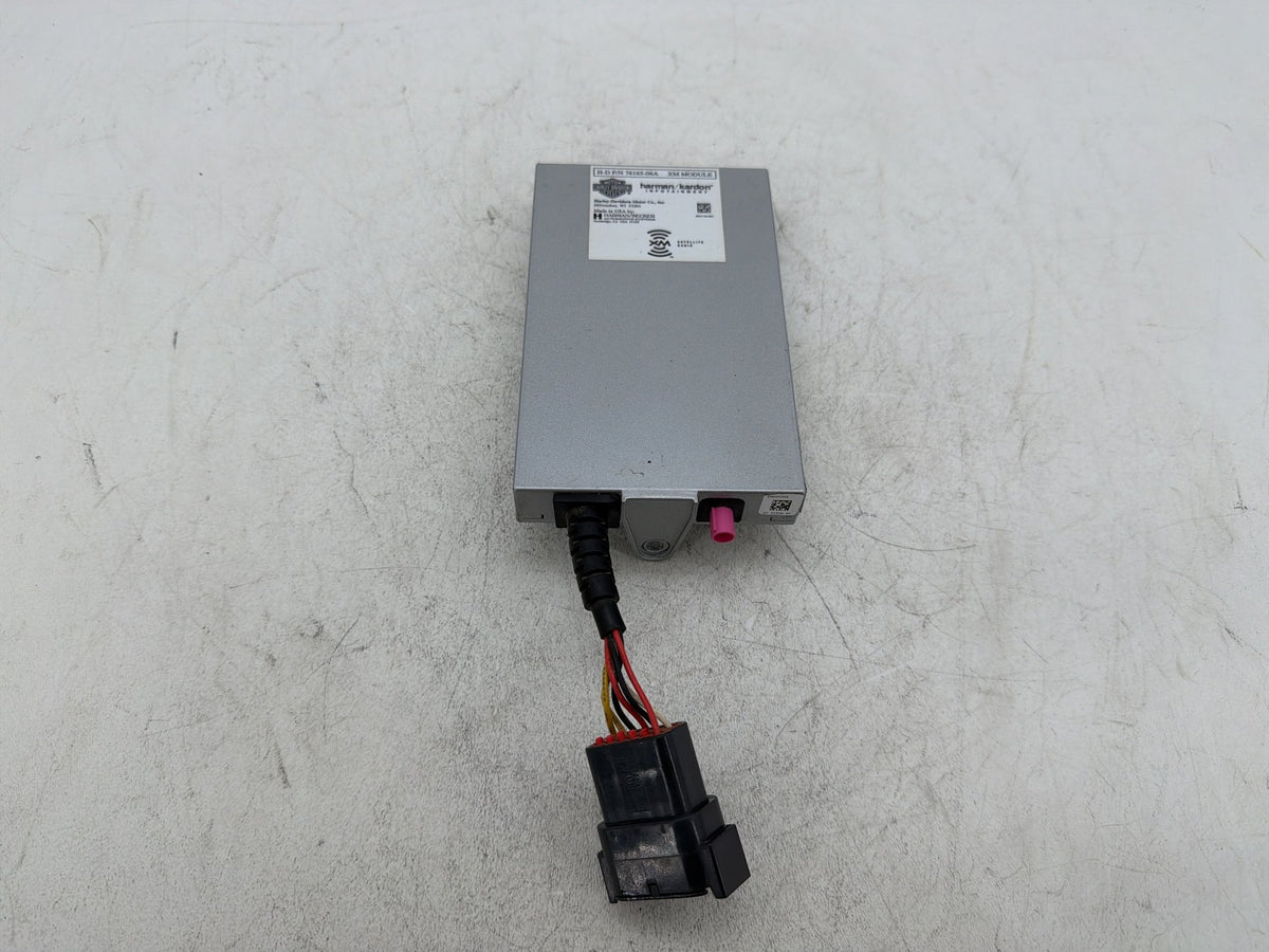 07 Harley Electra Touring CVO Eagle OEM XM Harman Kardon Radio Module 76165-06A