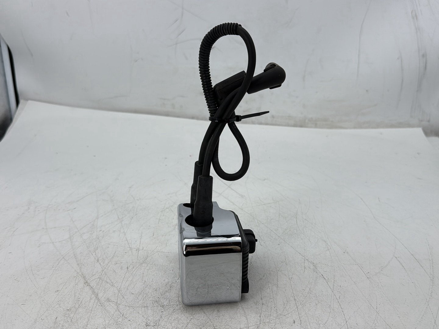 2000 Harley Dyna FXDWG Wide Glide OEM Ignition Coil Spark Plugs Cable