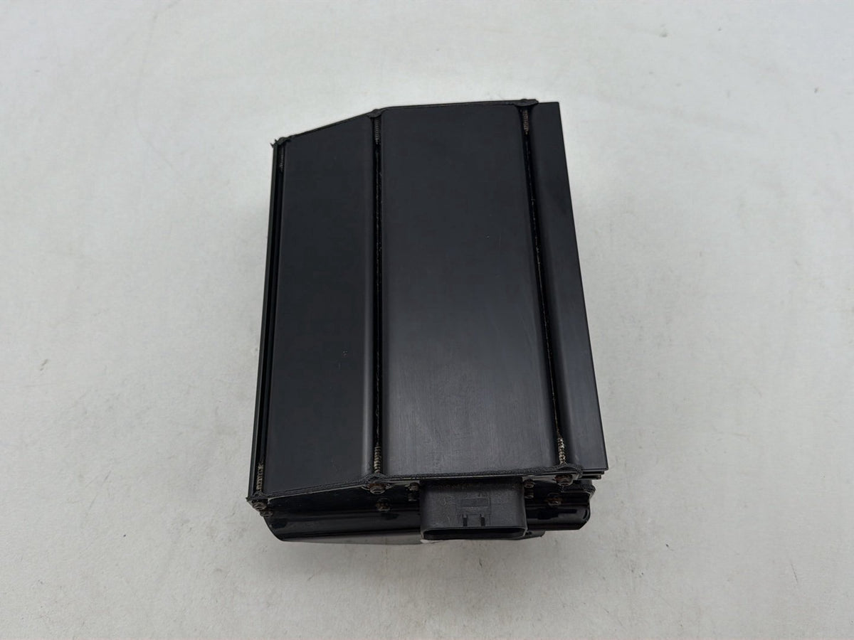 2010 Harley Street Glide Touring FLHX OEM Radio Stereo Audio Sound Amplifier Amp