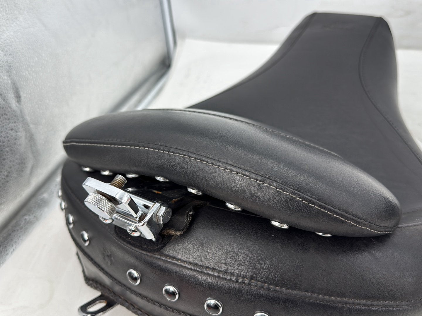1995 Harley Road King Touring FLHR OEM Passenger Rider Driver Seat Saddle