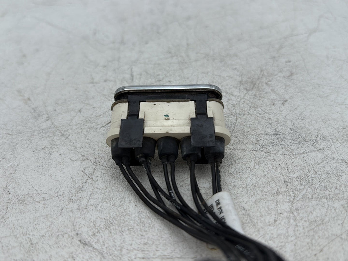 2000 Harley Electra Glide Touring Ultra OEM Dash Indicator Lamp Wire Plug 68789-96A