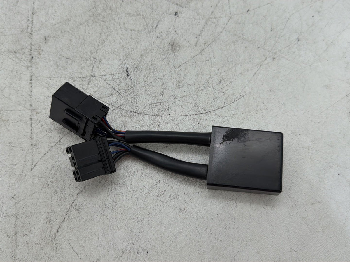 2005 Harley Road King Touring Police OEM Tail Turn Signal Light Converter Module