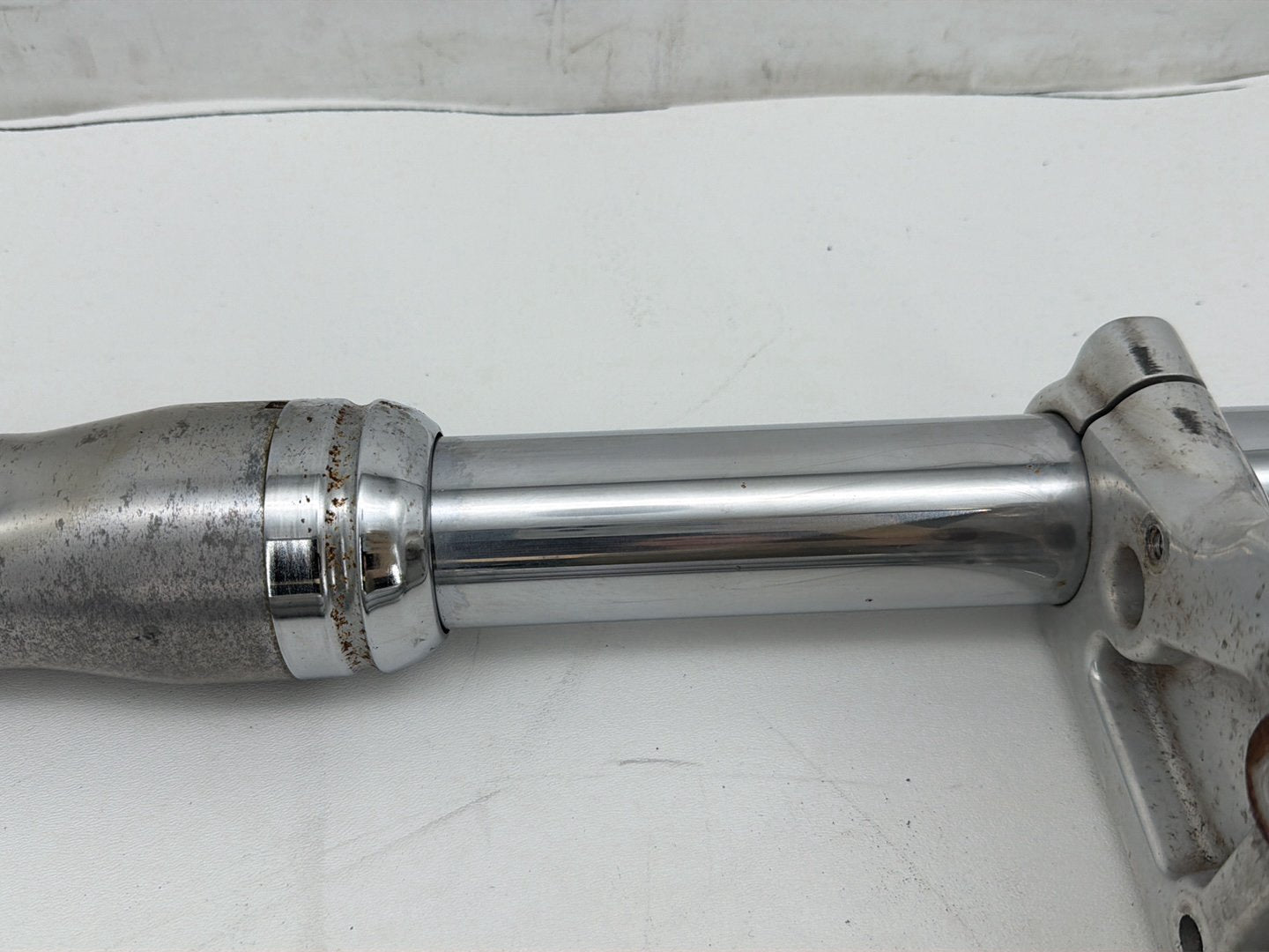 2009 Harley Dyna Street Bob FXDB OEM Front Triple Tree Set & LH RH Fork Legs Sliders