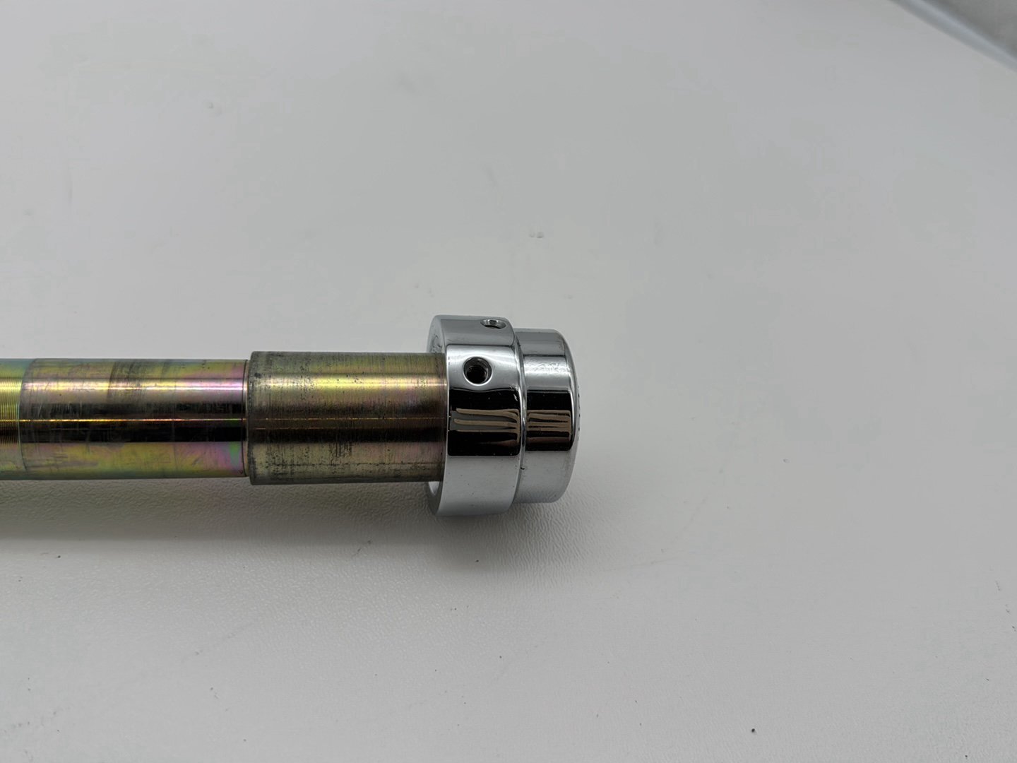2008 Harley Softail Deluxe FLSTN OEM Front Wheel Axle Bolt Shaft