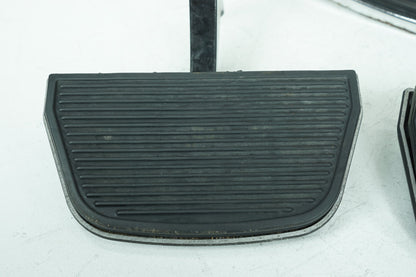 2007 - 2013 Harley-Davidson Touring Electra Glide Ultra Left Right Driver & Pass Floorboard Foot Rest 50614-06