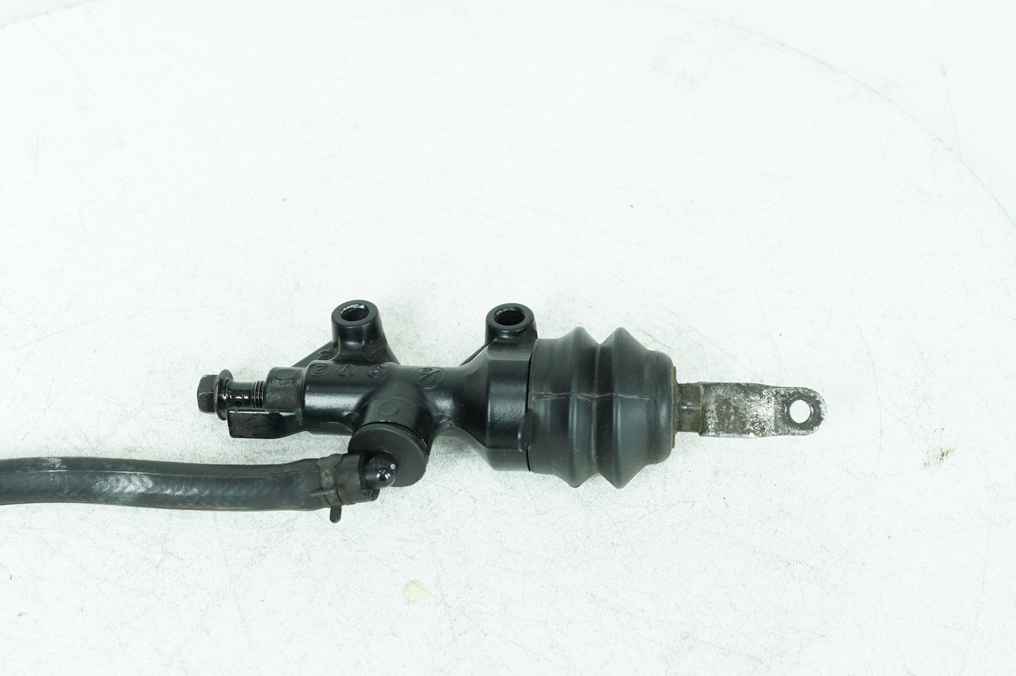 2004 - 2022 Harley-Davidson Sportster Iron 883 Rear Brake Master Cylinder Bottle Brake Line  	42521-07