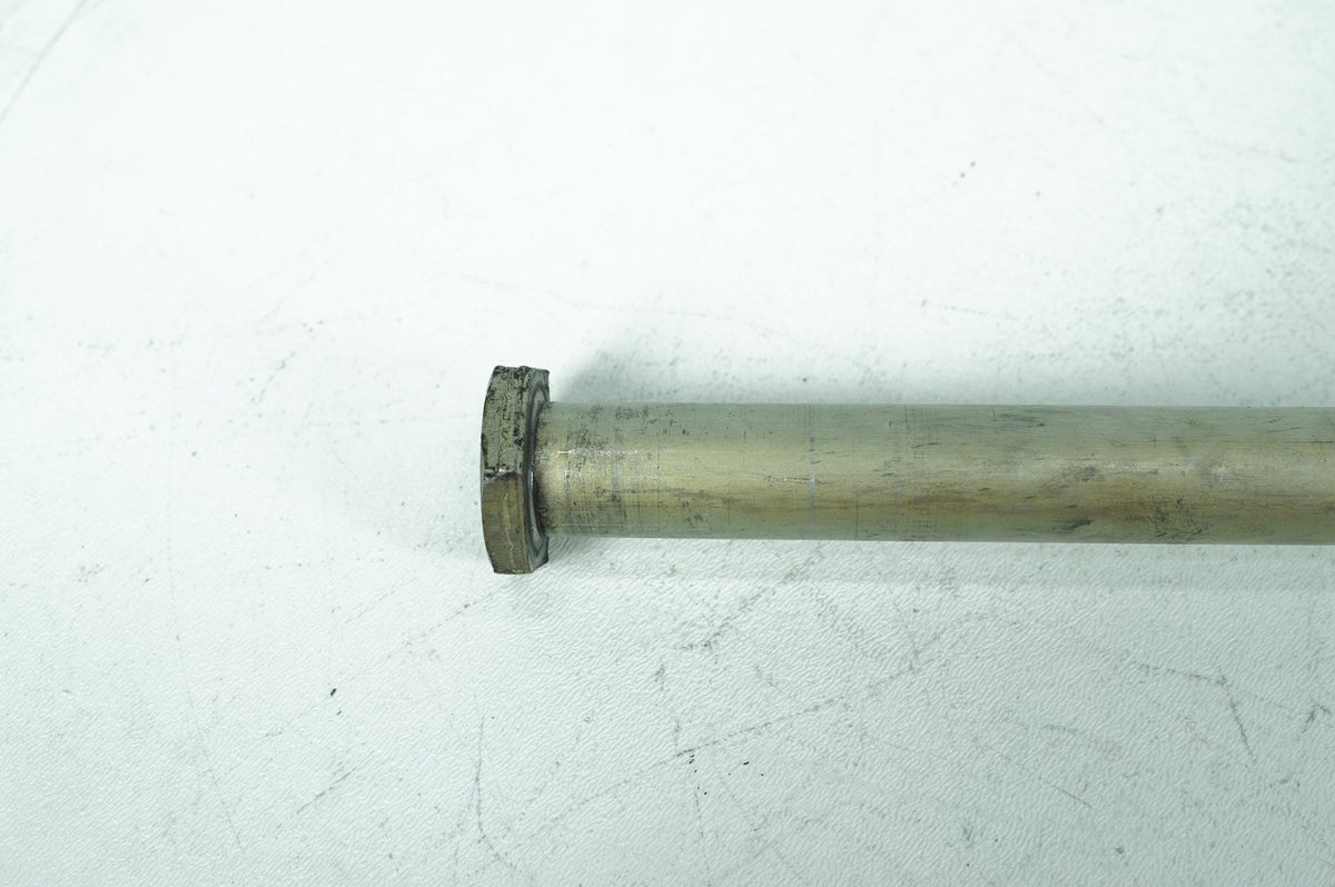 2007 - 2017 Harley-Davidson Dyna Super Glide Rear Fork Swingarm Pivot Bolt Shaft 47641-06